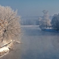 На мартовской реке :: Валерий Иванович