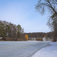 Март в Царицыно... :: Владимир Жданов