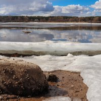 Апрель :: Людмила Гулина