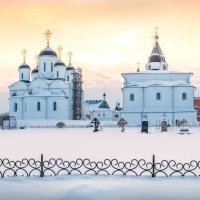 Преображенский собор и Покровская церковь :: Юлия Батурина