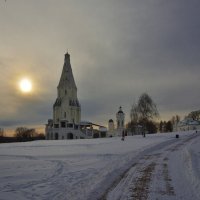 Коломенское :: Юрий Воронов