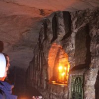 В пещерах Псково-Печерского монастыря :: Виктор 