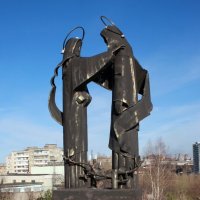 Памятник святым Петру и Февронии Муромским :: Нэля Лысенко