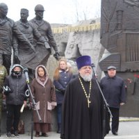 Здоровья вам и счастья, чернобыльцы :: Валерий 