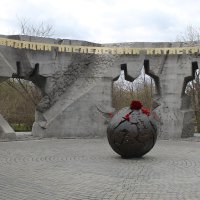 Фрагмент монумента на Поклонной горе :: Валерий 