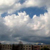 Облака над Мценском. :: Владимир Драгунский