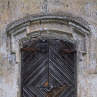 Монастырские ворота :: M Marikfoto