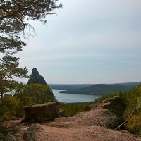Вид на скалу Окжетпес и оз.Боровое :: Александр Ш