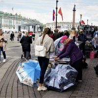 А как же в Питере без зонтов? :: Виктор Никитенко