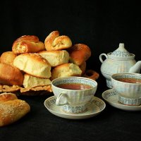 Чай с пирожками. :: Сергей 