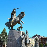 Мемориал  Аварайрской  битвы :: Русский Шах Гончар