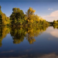 "Осень. Затон. Зеркало"© :: Владимир Макаров