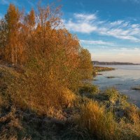 Осенним утром на реке Дубне. :: Виктор Евстратов