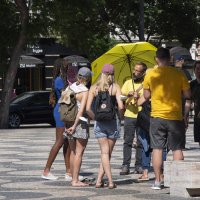 Туристы в Лиссабоне (Португалия) :: azambuja 