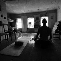В медитации :: Женя Лацис