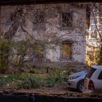 Заброшенное здание Октябрьского района Новосибирска :: Елена Берсенёва