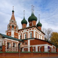 Церковь Михаила Архангела в Ярославле, в солнечном октябре :: Николай Белавин