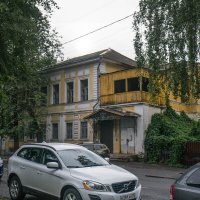 дом в Ярославле :: Сергей Лындин