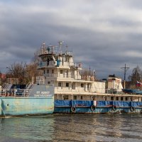 Последний на канале Москва - Волга. :: Анатолий. Chesnavik.