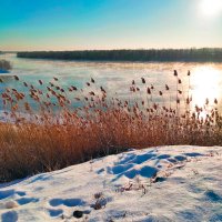 Зима - холода...и река :: Динара Каймиденова