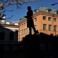 Стокгольм, длинные тени ложатся на дома :: wea *