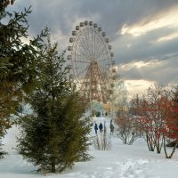 Городские зарисовки. Колесо :: Дмитрий Конев