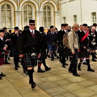 Мужчины в юбках- делегация из Шотландии (серия) :: Владимир Манкер
