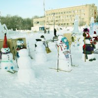 На старт, снеговики! :: Евгений Шафер