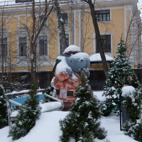 Не всякому бегемоту повезёт увидеть русскую зиму! :: Люба 