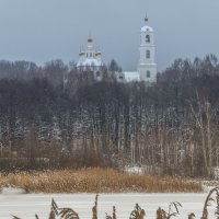 Пейзаж с храмом :: Сергей Цветков