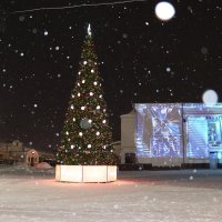 Шуя. Центральная площадь на Рождество. :: Сергей Пиголкин