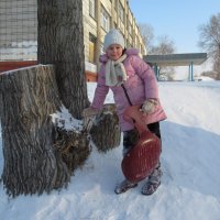 Дарья на горке :: Андрей Макурин