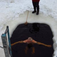 Вспоминая зимы прошлых лет (Одиночное плавание) :: Андрей Лукьянов