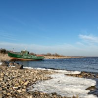 Рыболовецкое судно на Кубенском озере :: Олег Чернышев