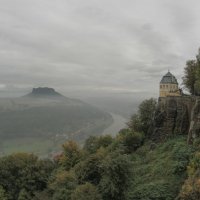 Вид на Эльбу с крепости Кёнигштайн :: Павел Дунюшкин
