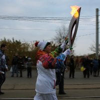 Олимпийский огонь в Твери :: Карина Осокина