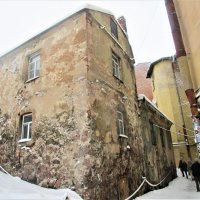 Самый старый жилой дом в России. ... Выборг. :: ЛЮДМИЛА 