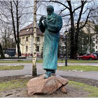 Памятник Достоевскому. :: Валерия Комова