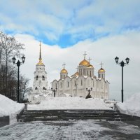 У Успенского собора... :: Владимир Шошин