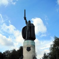 Памятник Илье Муромцу в Окском парке. Город Муром. :: Ирина ***