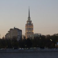 Вечерняя прогулка по Москва-реке :: Маргарита Батырева