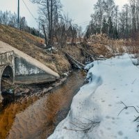 Апрельский ручеек :: Валерий Иванович