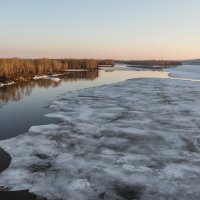 Барнаул. Ледоход на Оби :: Виктор Четошников