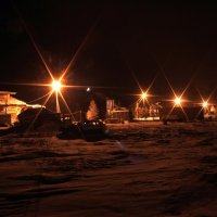 Ночной поселок Арктики :: Александр Велигура