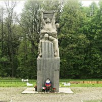 Памятник узникам концлагеря Шталаг 1а. :: Валерия Комова