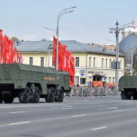 "Искандер-М" -  ракетный комплекс :: Татьяна Помогалова