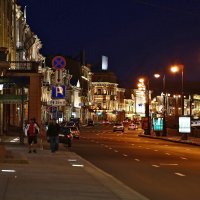 Ночь, улица, огни. :: Александр Бузуверов