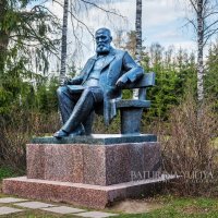 Памятник Островскому :: Юлия Батурина
