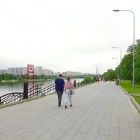 Набережная Москва-реки в Марьинском парке :: Сергей Антонов
