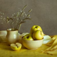 Натюрморт с яблоками :: Татьяна Афанасьева